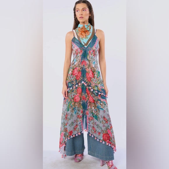 Aratta Dresses & Skirts - Aratta Large travel in style kimono dress Large
